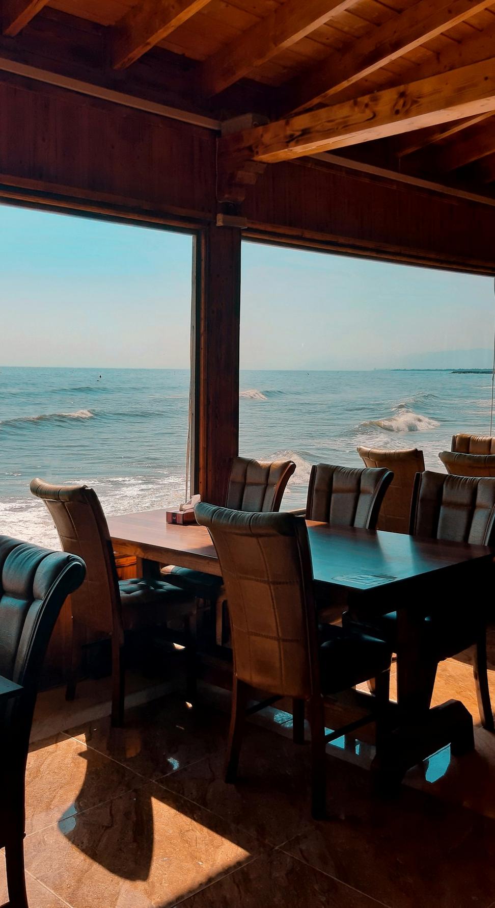 Coastal dining experience